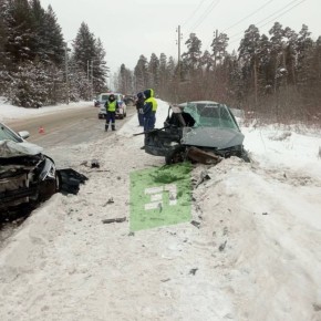 В Златоусте столкнулись две Лады