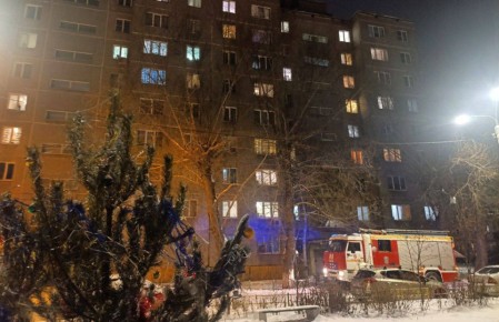 Сильное задымление: в Челябинске три пожарные приехали к девятиэтажке в Ленинском районе