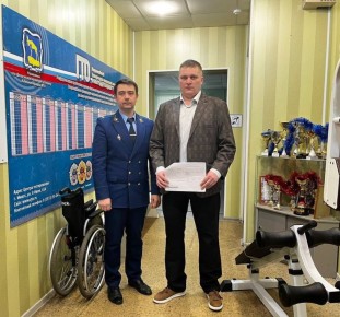 После вмешательства прокуратуры житель Миасса обеспечен техническими средствами реабилитации
