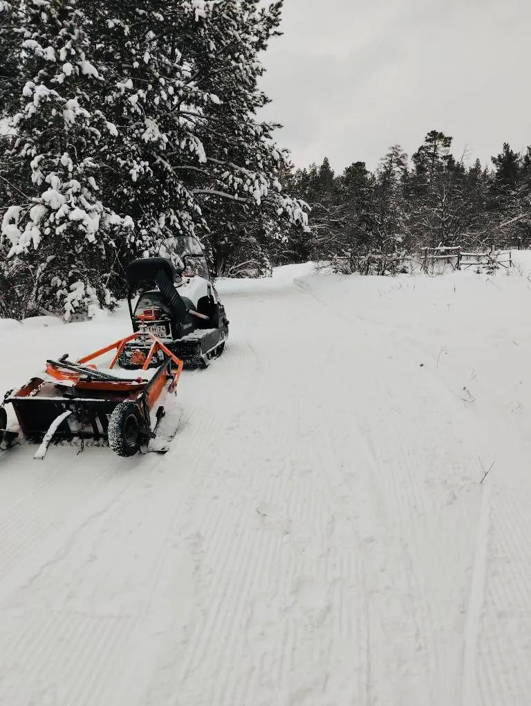 Сотрудники МБУ «Спортивный город» г. Челябинска регулярно обновляют лыжные трассы Сотрудники МБУ «Спортивный город» г. Челябинска регулярно обновляют лыжные трассы