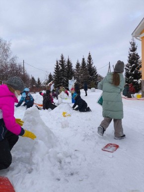 Знали ли вы, что лепка снеговиков поможет сжечь калории?
