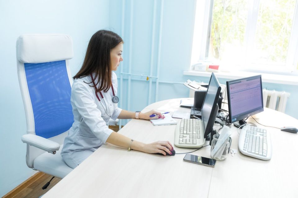 Невролог Анна Семеина объяснила, как именно курение влияет на организм