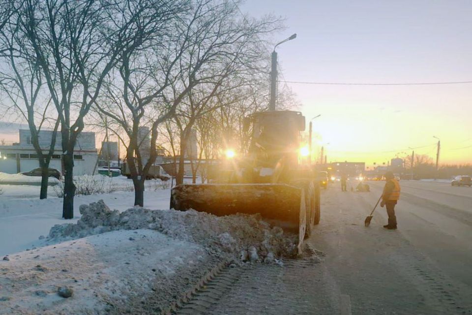 В Челябинске дорожники расчистят проходы к храмам