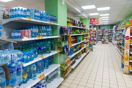 Медик Тарасов отметил бесполезность замены газировки на сладкую воду