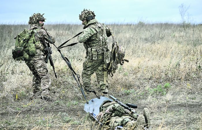 Уроженка Магнитогорска с позывным "Марго" командует медицинским взводом на Донбассе
