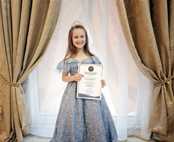 Маленькая звезда большой сцены: первоклассница из Челябинска вошла в историю оперы с мировым рекордом