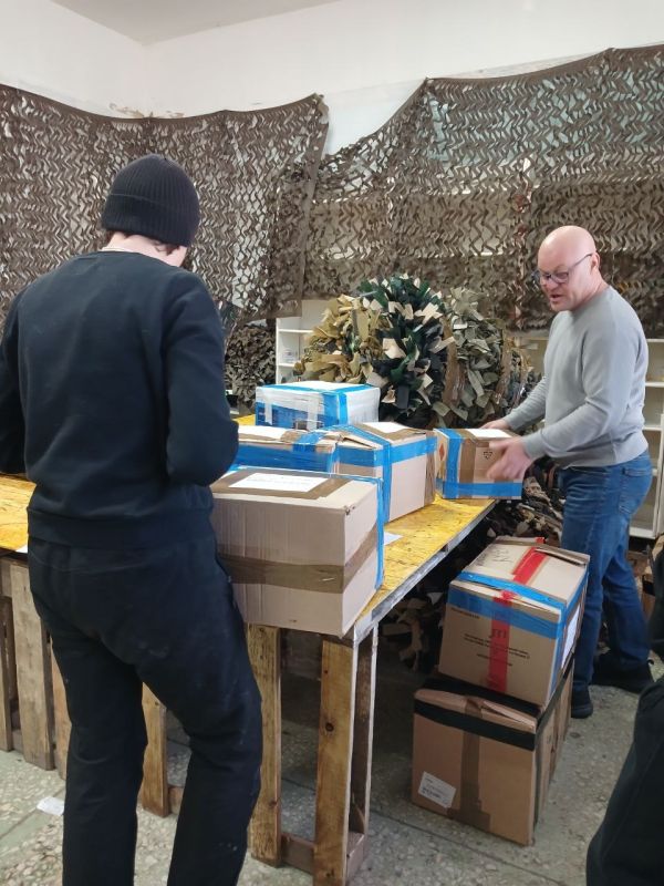 Представители Общественного совета при МО МВД «Троицкий» отправили гуманитарную помощь бойцам СВО