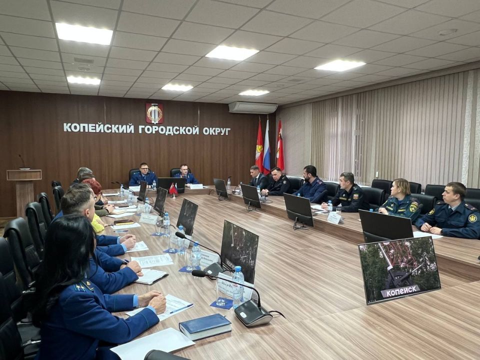 Прокурор области Игорь Донгаузер представил коллективу и руководителям органов власти назначенного прокурора города Копейска