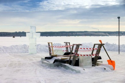 Мороз и солнце — день крещенский