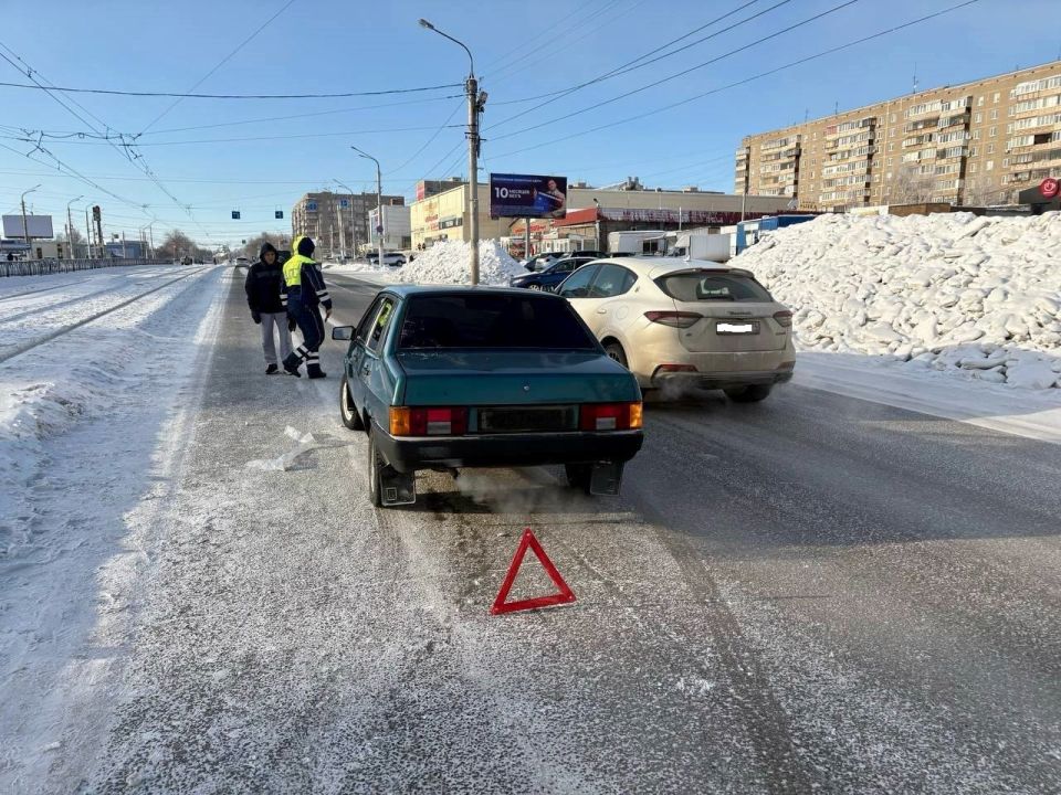 � ���������� 81-������ ������� �������, �������� ������ � ������������ �����