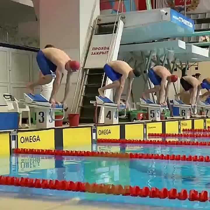 В Челябинске проходят первые соревнования по плаванию в новом году