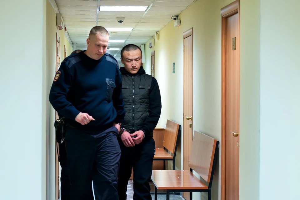 Ему 24, а ей 14: Бегзод получил всего 1,5 года колонии после того, как чуть не увез девочку в Узбекистан