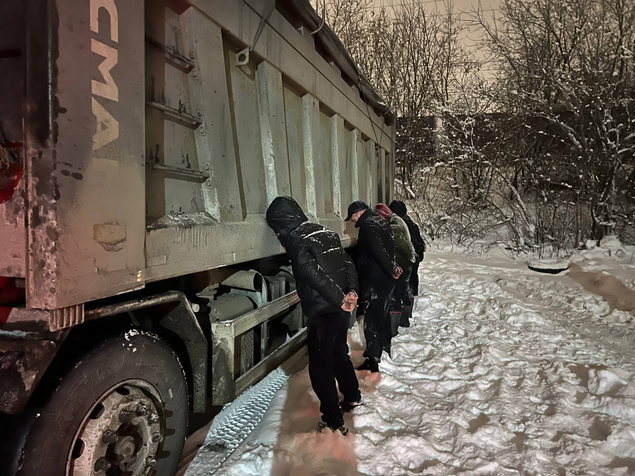 С ЧЭМК почти четыре месяца похищали ферросплавы