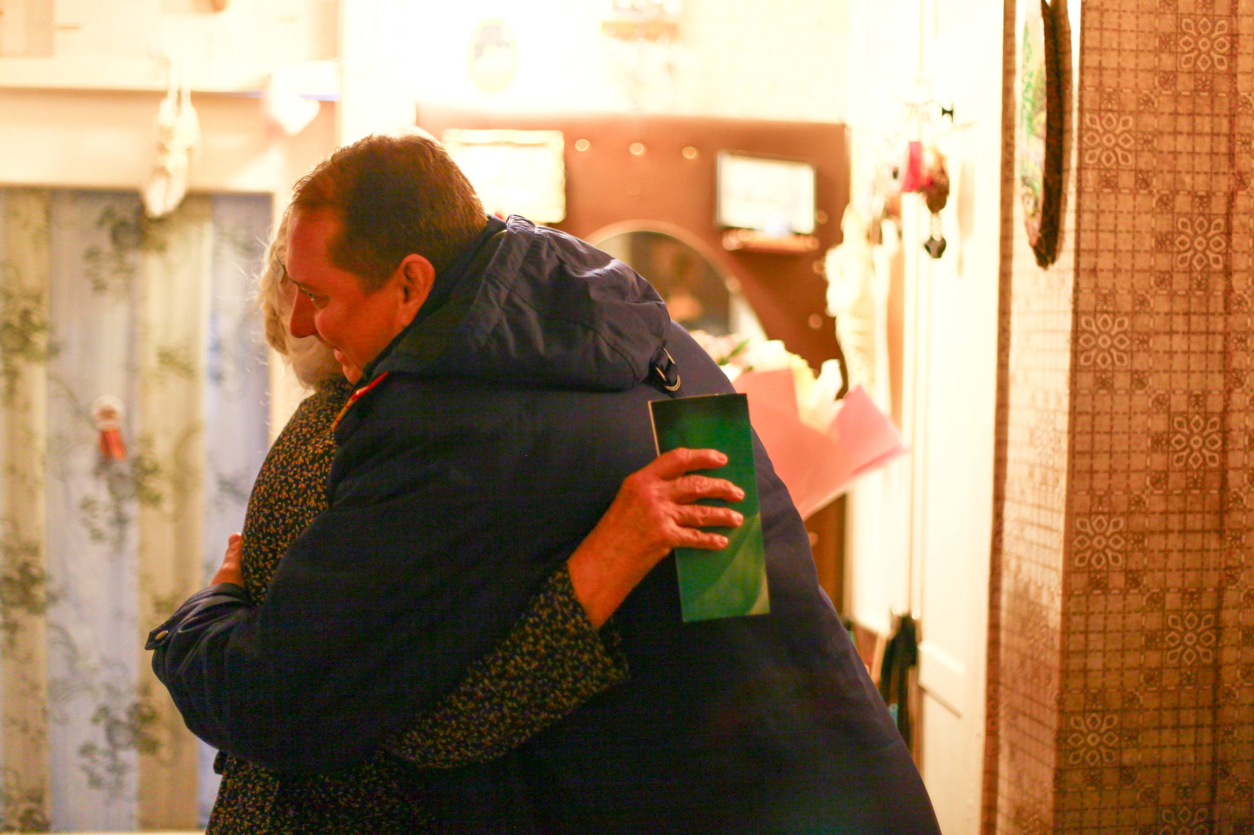 Заместитель руководителя регионального СКР в преддверии Дня снятия блокады Ленинграда навестил Кринскую Алевтину Павловну Заместитель руководителя регионального СКР в преддверии Дня снятия блокады Ленинграда навестил Кринскую Алевтину Павловну