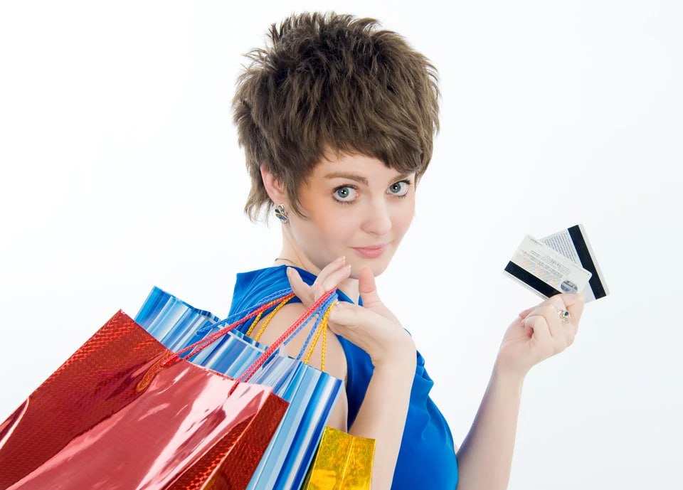 В Челябинской области объем лимитов по кредитным картам упал на 7,2%