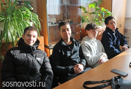 Студентам колледжа рассказали о работе полицейских