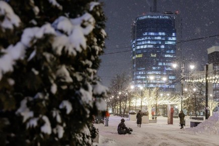 Обычные челябинцы выходят на улицы города, чтобы помочь сотрудникам полиции
