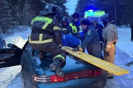В Челябинской области после ДТП водителя зажало в автомобиле