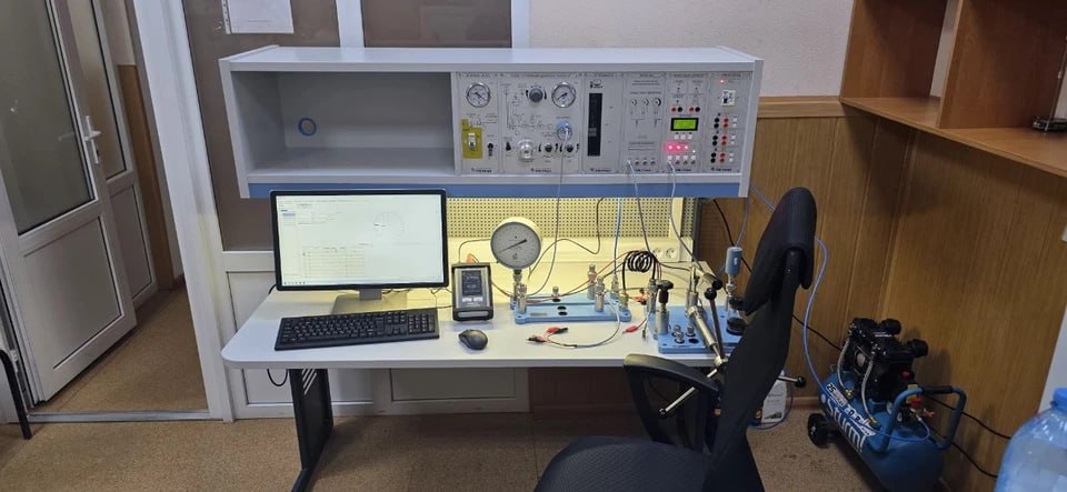 В Луганский центр стандартизации и метрологии передали поверочный стенд, произведенный в Челябинске