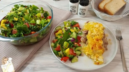 Затишная запеканка из картофеля, сыра и свинины для семейного ужина