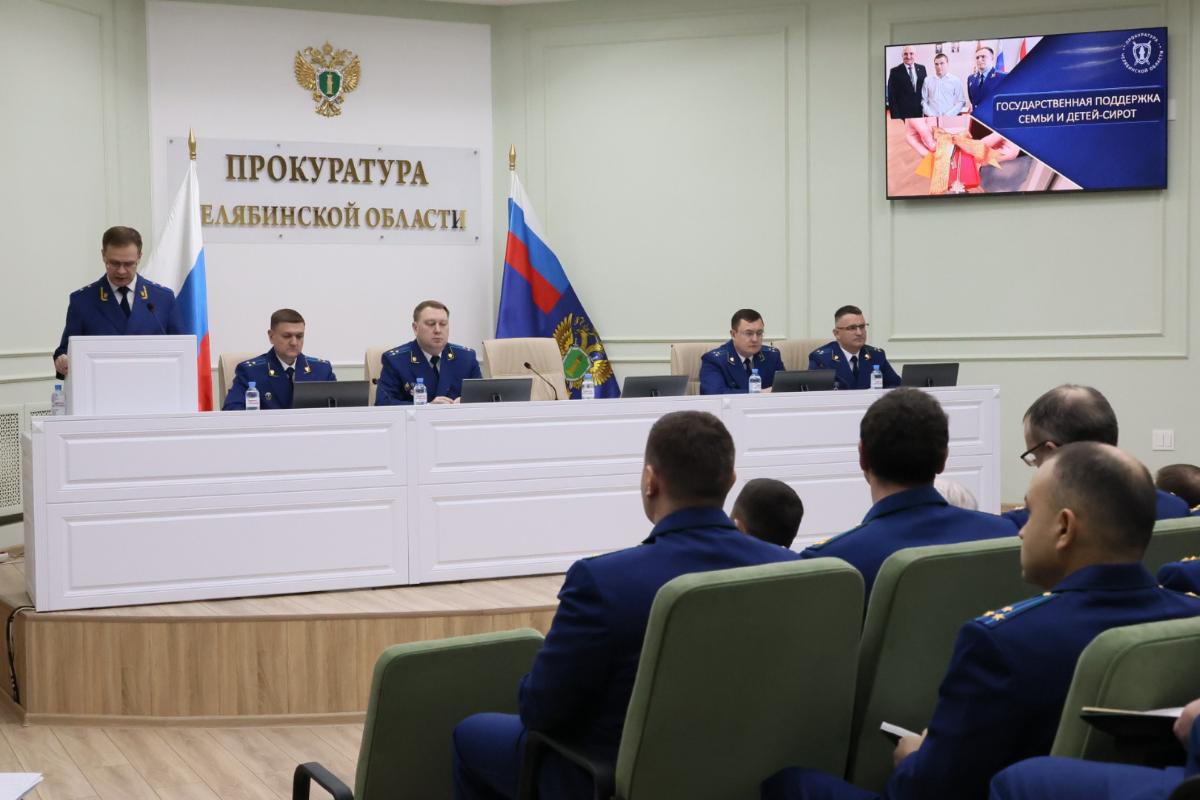 Подведение итогов работы силовых ведомств в 2025 году и завершение третьего этапа проекта «Герои Южного Урала» стали главными событиями недели в Челябинской области Подведение итогов работы силовых ведомств в 2025 году и завершение третьего этапа проекта «Герои Южного Урала» стали главными событиями недели в Челябинской области