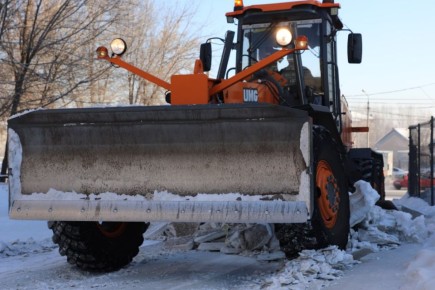 В ночь с 31.01.26-01.02.26 и днем 01.02.26 будут проводиться работы по очистке проезжей части и заездных карманов по ул. Завенягина ( дублер от пр. Карла Маркса до ул. Галиуллина)
