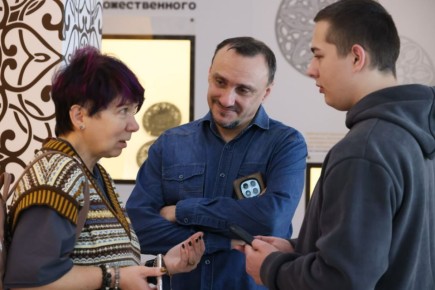 � ���������� ��������� �������� � 130-����� ����������� ���������� ����������� �����