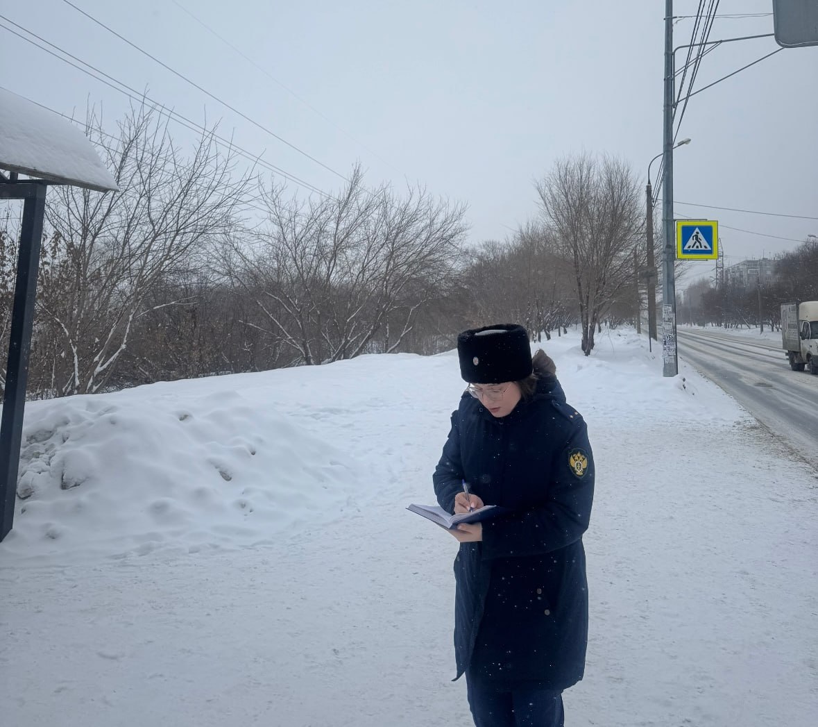 Прокурорами приняты меры к надлежащему исполнению обязательств по зимнему содержанию дорог