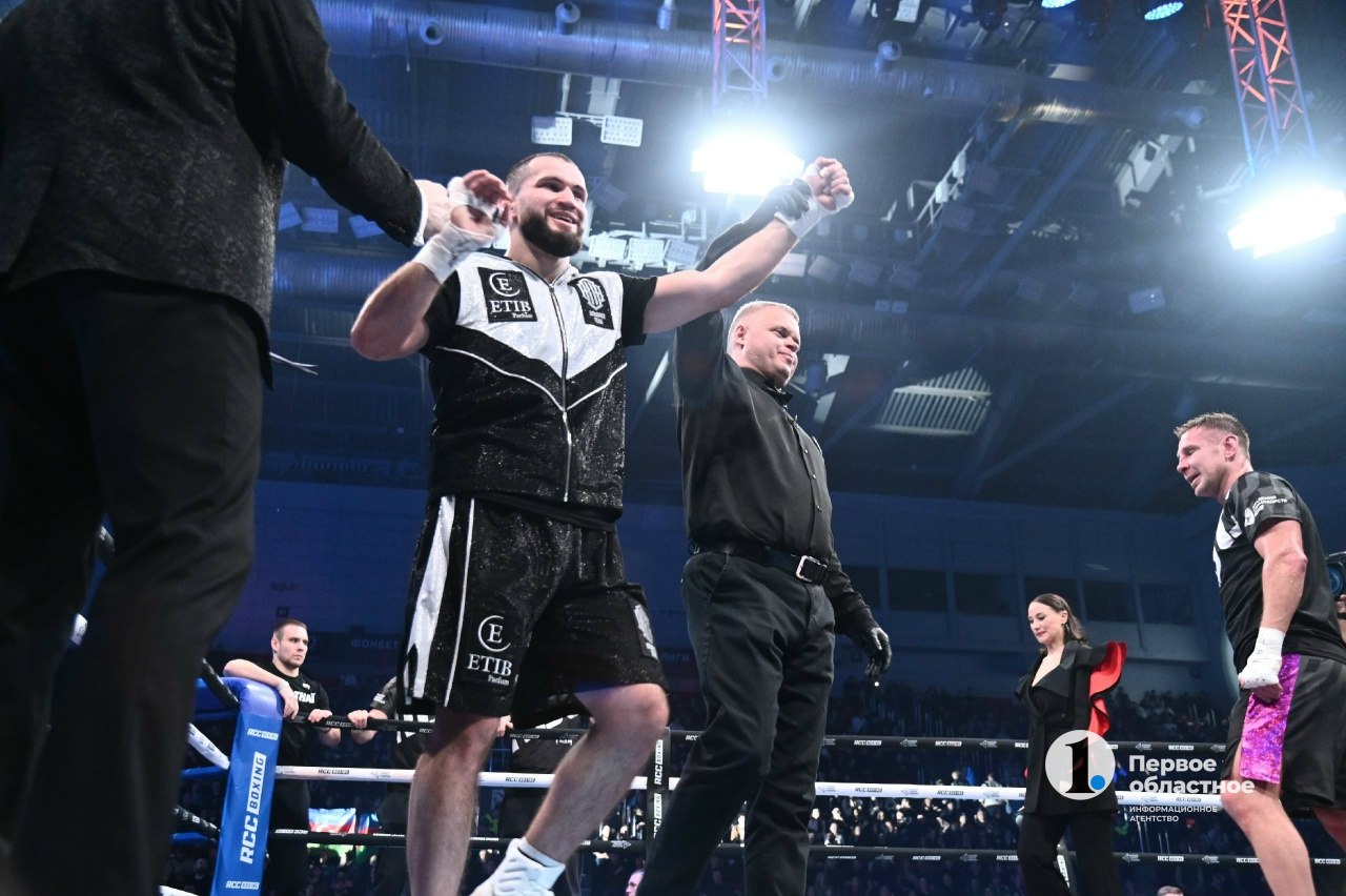 Сергей Ковалев стал почетным гостем турнира RCC в ледовой арене «Трактор» Сергей Ковалев стал почетным гостем турнира RCC в ледовой арене «Трактор»