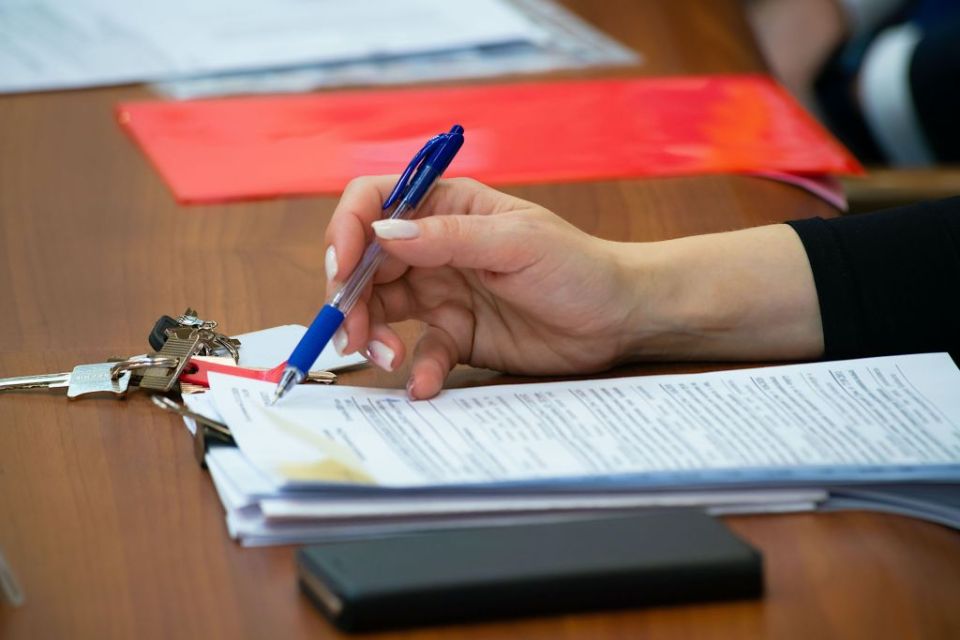 Деловой консультант Кирилл Медовых перечислил принципы эффективного принятия решений