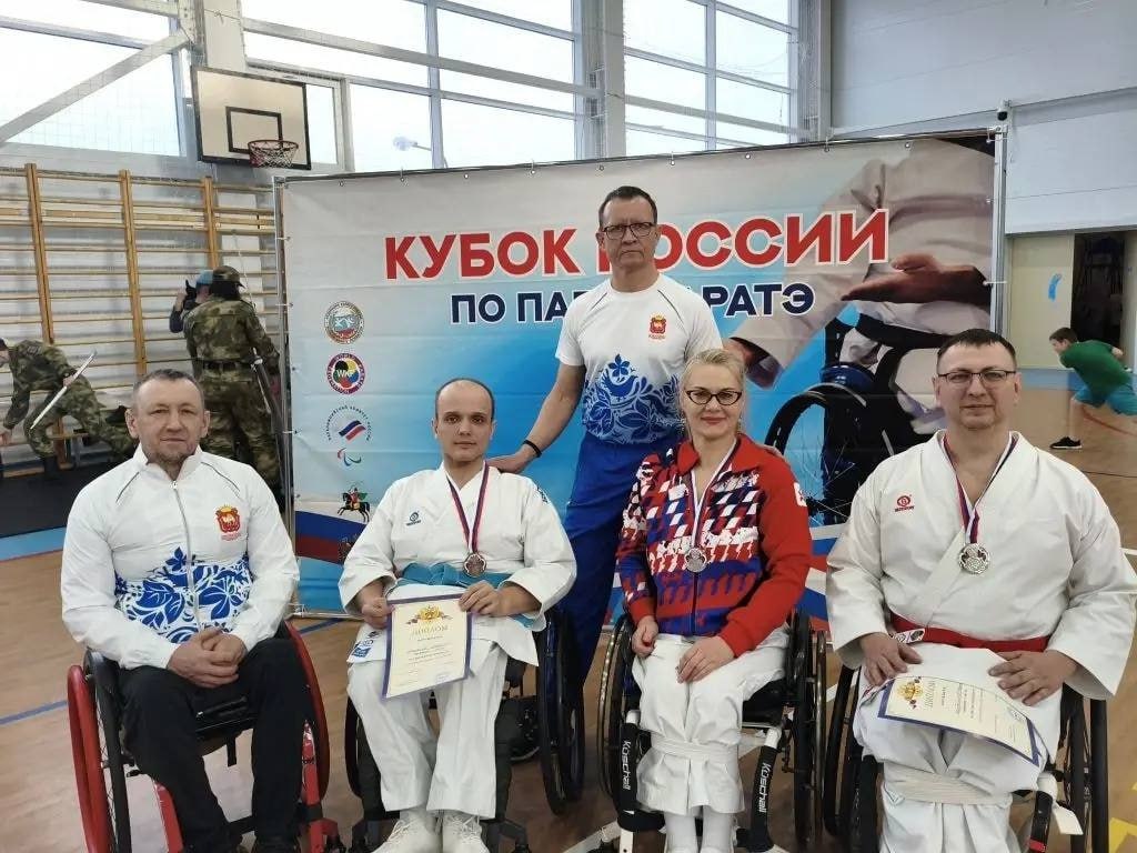 Три медали привезли южноуральцы с Кубка России по каратэ