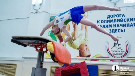 В Челябинске стартовали чемпионат и первенство УрФО по спортивной гимнастике