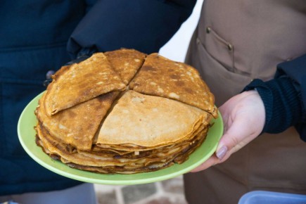 ������� ������� � ������ ���������� �� 1% � �� 427 ������