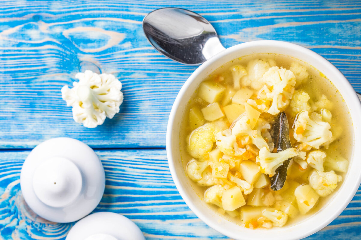 Согревающее удовольствие: капустный суп с цветной капустой