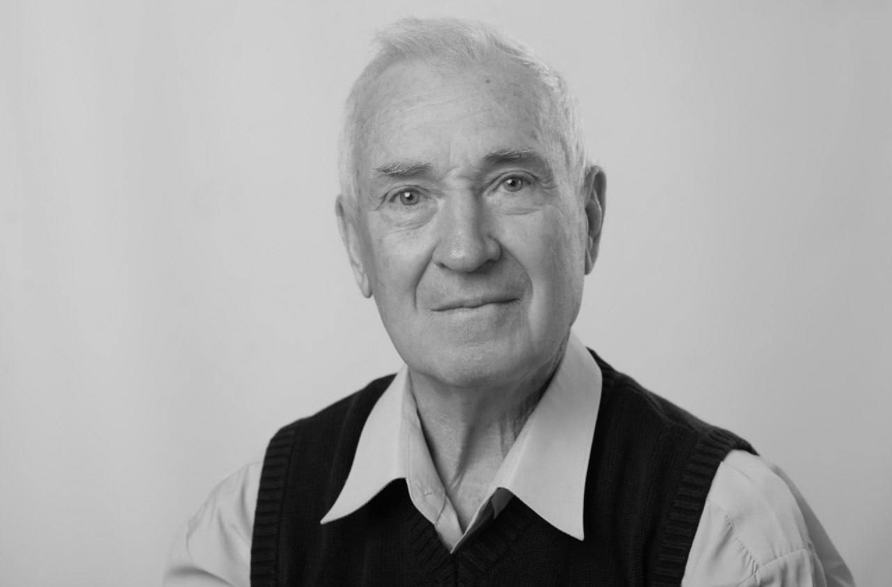 В Миассе ушел из жизни известный тренер и художник Юрий Сиротин