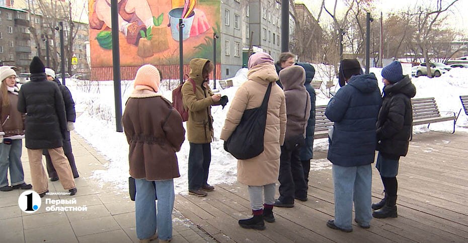 В Челябинске провели экскурсию по «кварталу незрячих» В Челябинске провели экскурсию по «кварталу незрячих»
