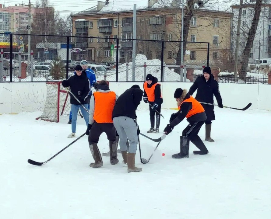 Сотрудники копейского ОМВД приняли участие в хоккейном турнире, приуроченном ко Дню защитника Отечества Сотрудники копейского ОМВД приняли участие в хоккейном турнире, приуроченном ко Дню защитника Отечества