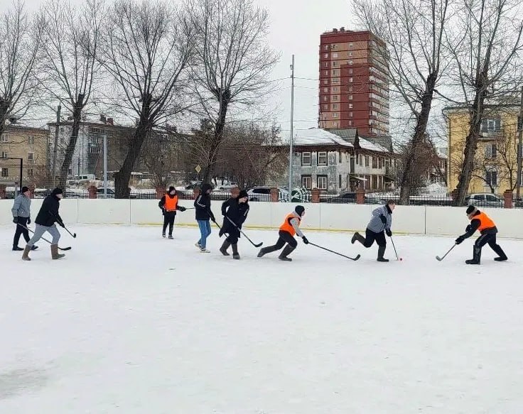 Сотрудники копейского ОМВД приняли участие в хоккейном турнире, приуроченном ко Дню защитника Отечества Сотрудники копейского ОМВД приняли участие в хоккейном турнире, приуроченном ко Дню защитника Отечества