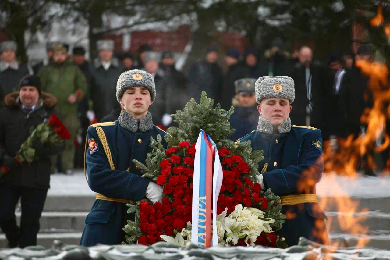 Руководство следственного управления приняло участие в торжественном мероприятии, посвященном Дню защитника Отечества Руководство следственного управления приняло участие в торжественном мероприятии, посвященном Дню защитника Отечества