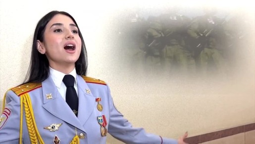 Музыкальное поздравление от защитников правопорядка