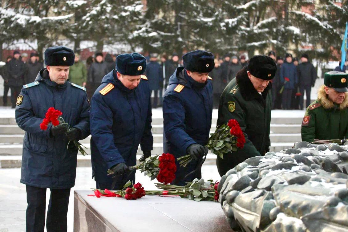 Руководство следственного управления приняло участие в торжественном мероприятии, посвященном Дню защитника Отечества Руководство следственного управления приняло участие в торжественном мероприятии, посвященном Дню защитника Отечества