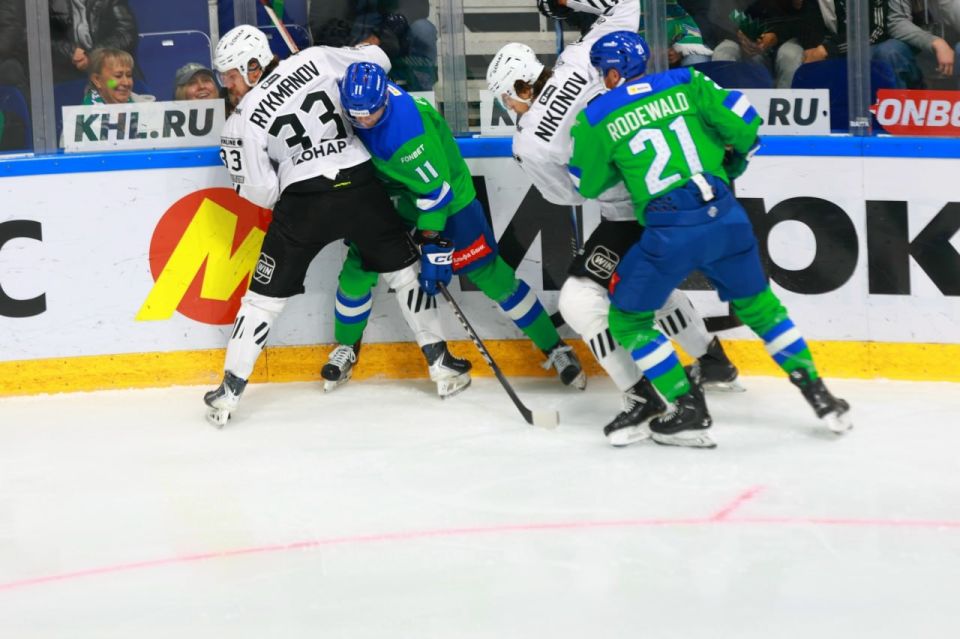 �������� �������� ���� ���� �� ���, ������� ��������� ������ � ����� �������� � 2:3