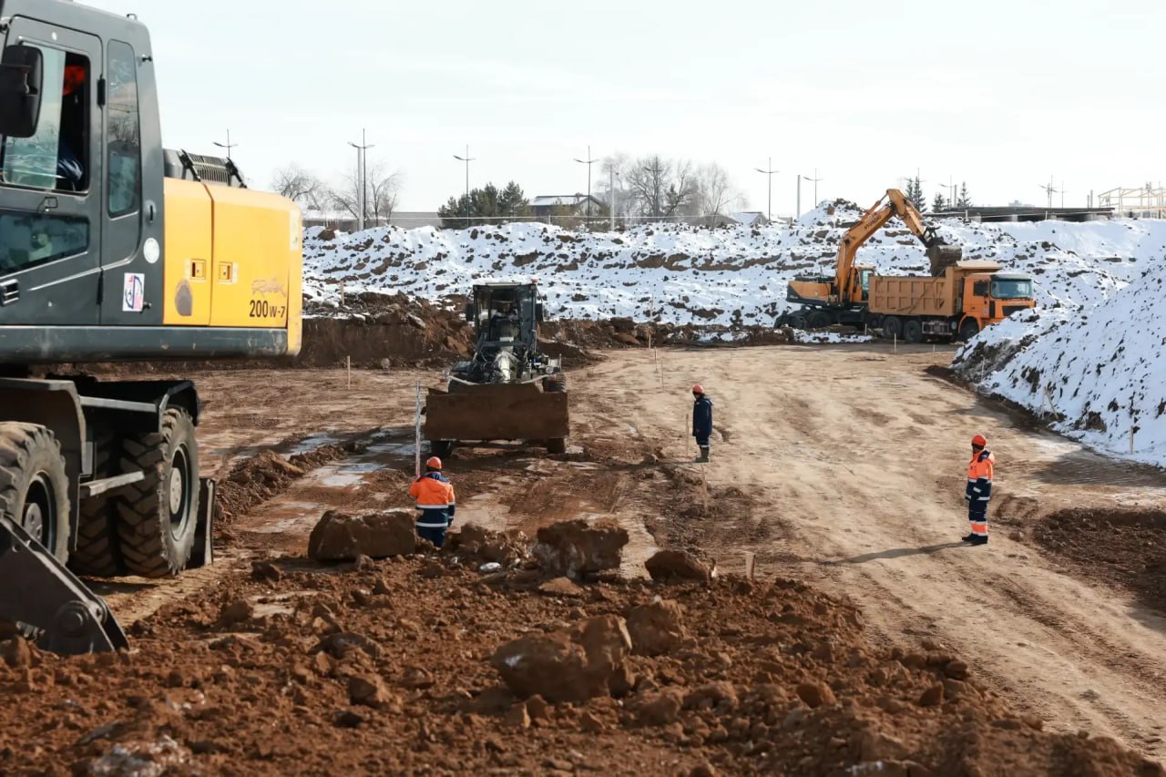 Алексей Текслер принял участие в церемонии закладки камня нового многофункционального медицинского центра в Магнитогорске Алексей Текслер принял участие в церемонии закладки камня нового многофункционального медицинского центра в Магнитогорске