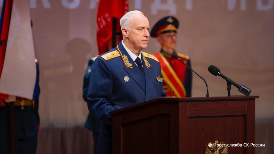 Председатель СК Александр Бастрыкин предложил лишать приобретенного российского гражданства за любое умышленное тяжкое преступление