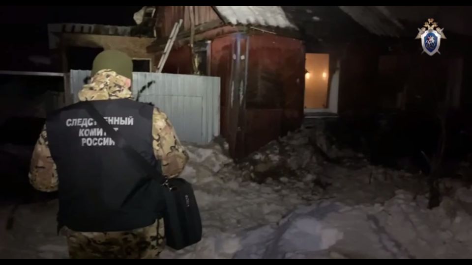 В Троицком районе на пожаре погибли 91-летний мужчина и его сын