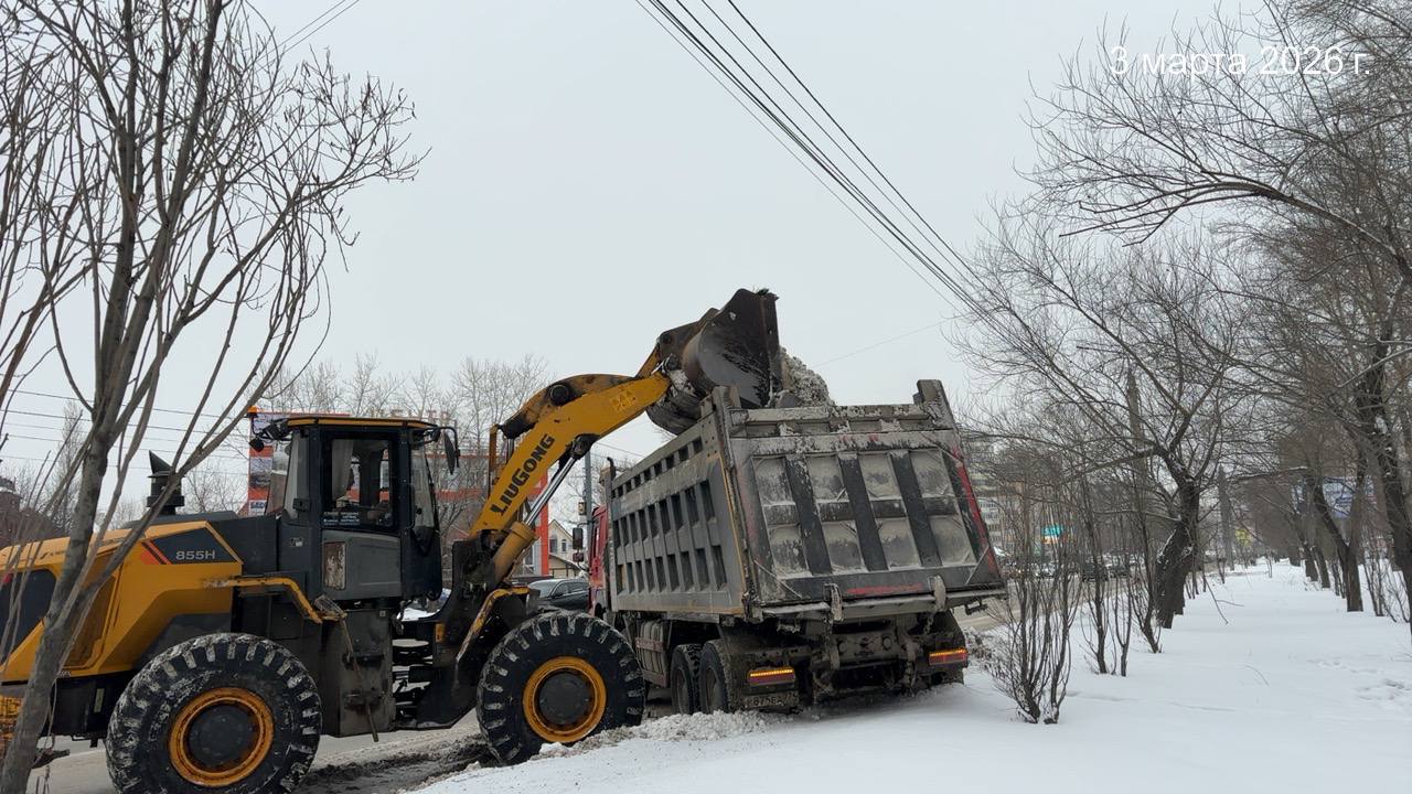 Снег вновь мобилизовал все службы города Снег вновь мобилизовал все службы города