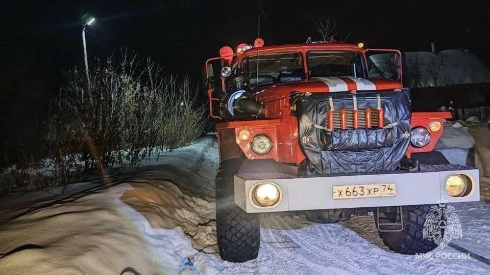 Два человека погибли при пожаре в Челябинской области