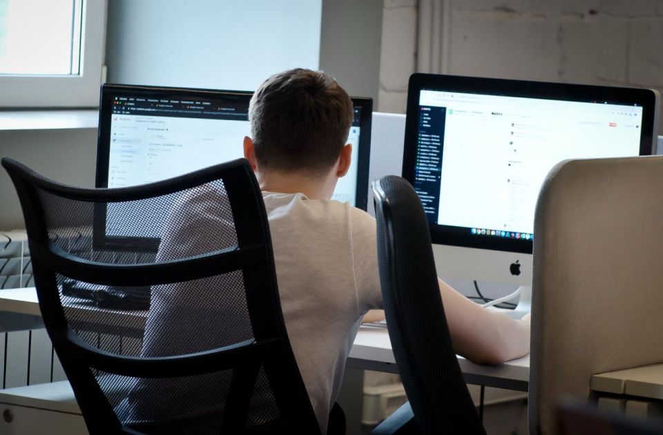 Хакера из Челябинска оштрафовали на 100 тысяч рублей за продажу вирусов