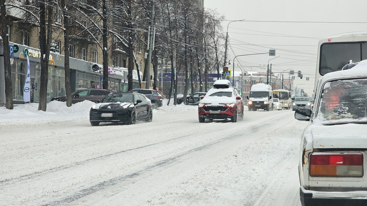 Челябинская область переживает последствия сильного снегопада