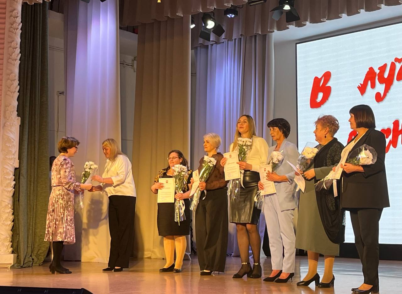 В Копейске состоялся концерт «В лучах весны» В Копейске состоялся концерт «В лучах весны»